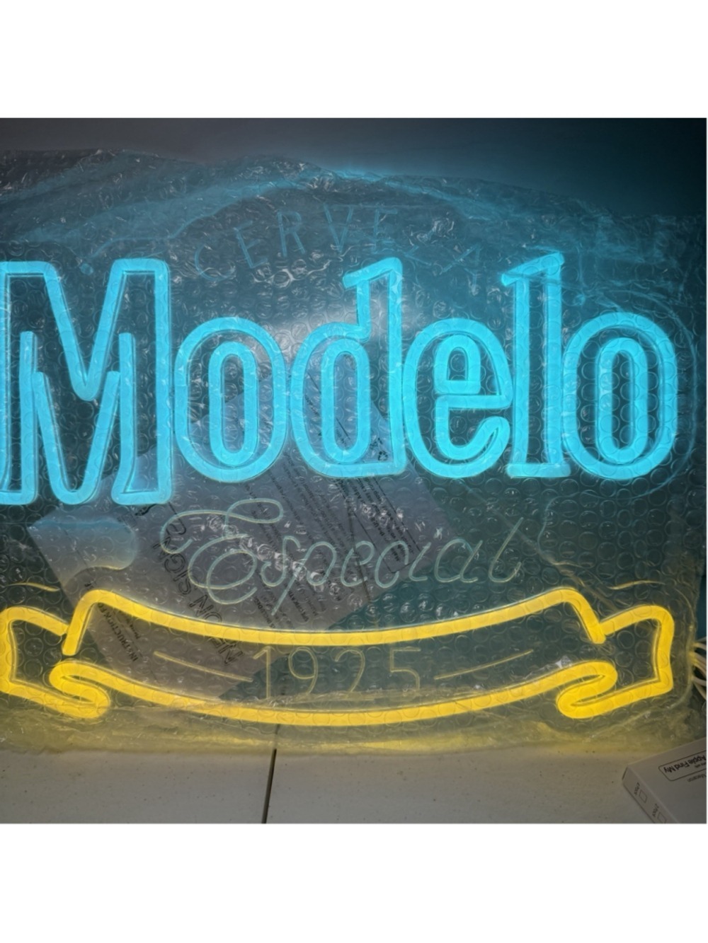 Modelo Beer Neon Sign LED Light USB Powered Bar Decor Wall Sign New In Box